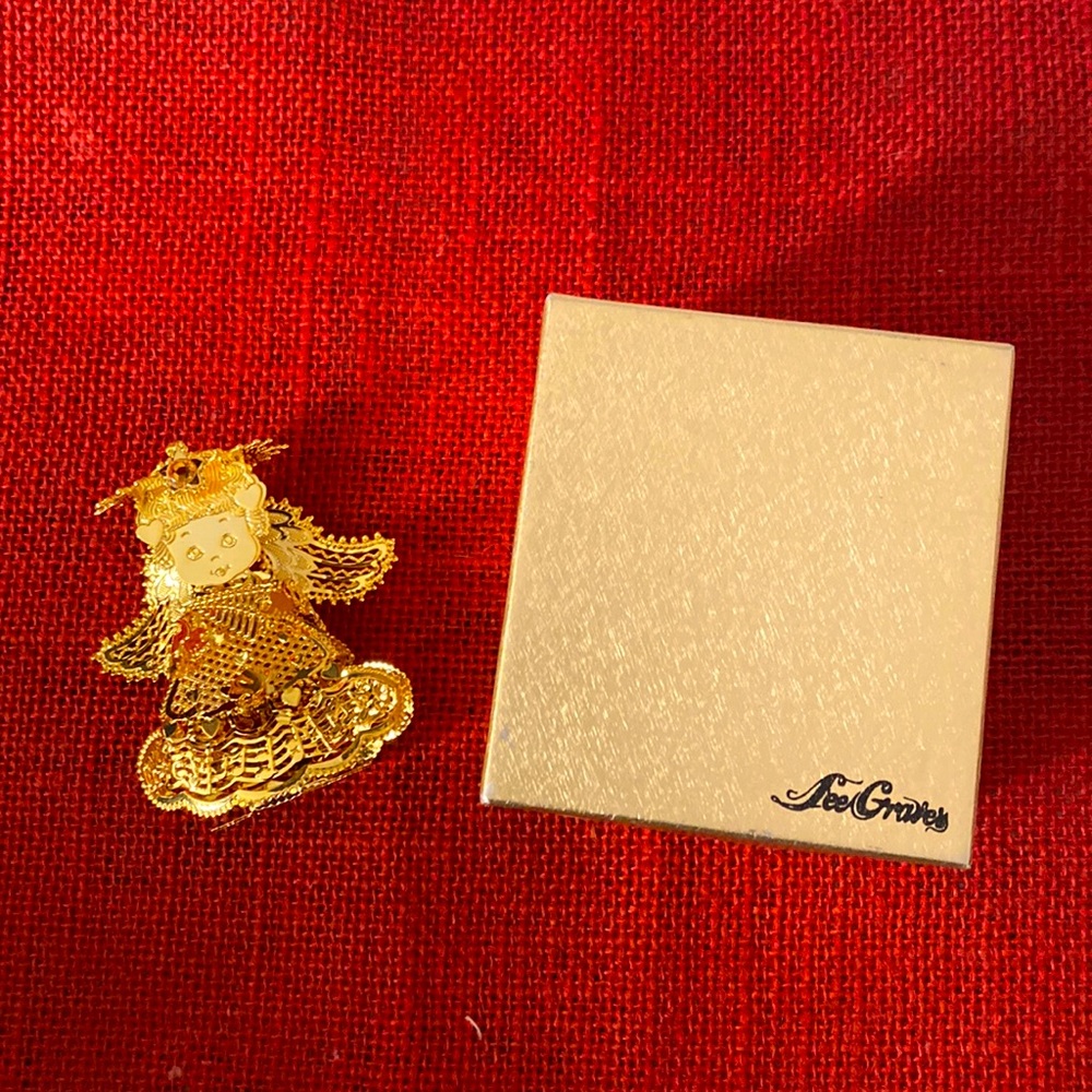 Gold-plated birthstone angel ornament- November